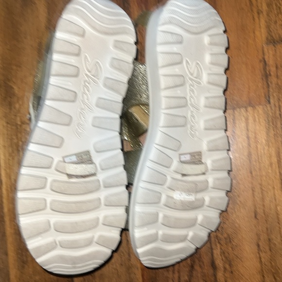 Sandles - Picture 5 of 5